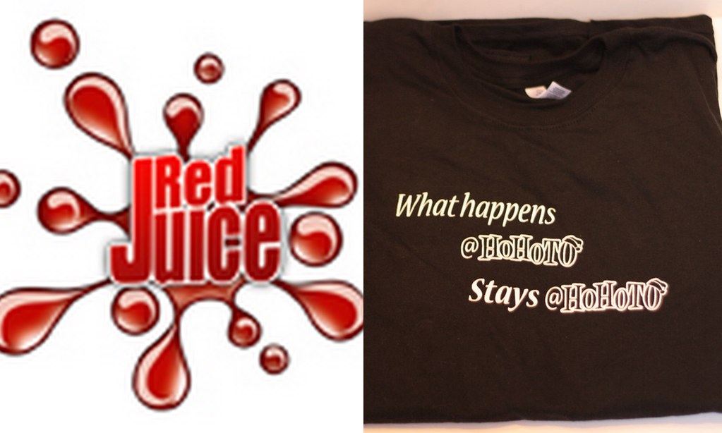 Close-up of an organic certification logo on a packaged loaf of bread